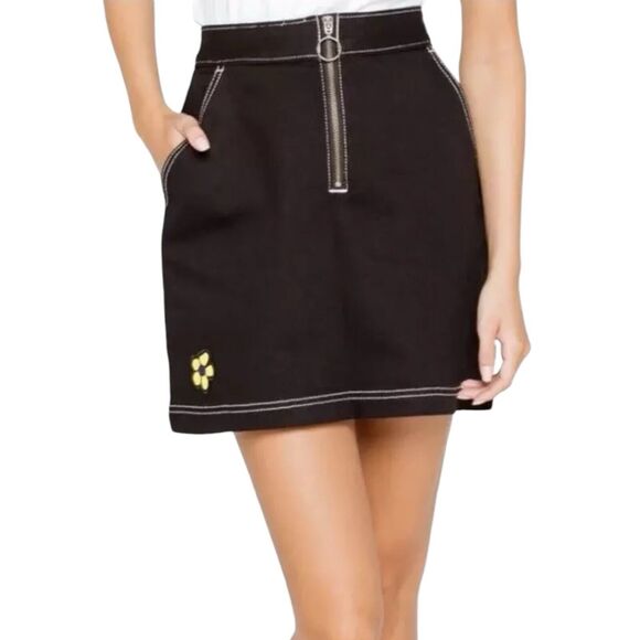 Vans Brighton Black Skater Flower Embroidered Mini Skirt Women Size Large - Picture 3 of 7